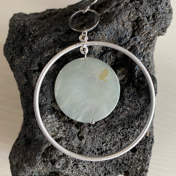 SILVER HOOP SEASHELL DANGLE HOOK ART SHOW HANDMADE EARRINGS HAND CRAFTED BEACH - Picture 2 of 3